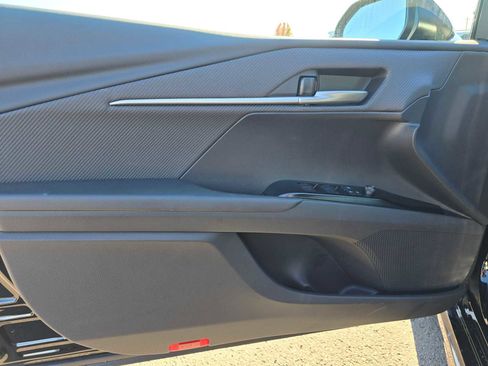 Used 2025 Toyota Camry SE image 22