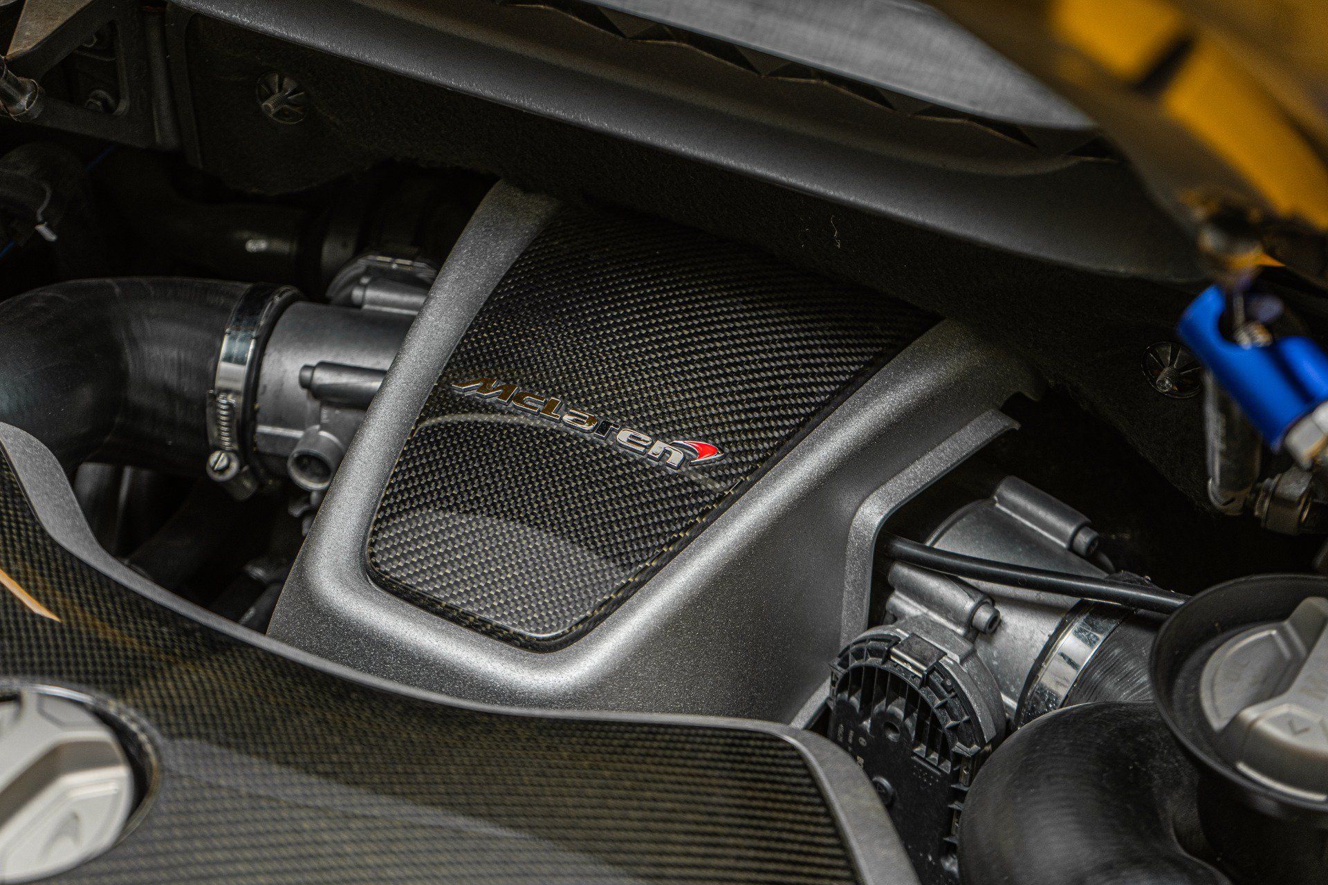 Used 2015 McLaren 650S Spider RWD image 47