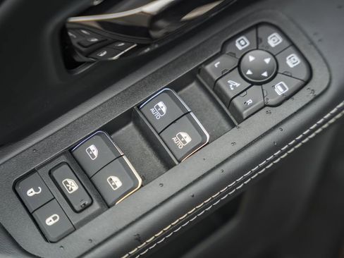 New 2026 RAM 2500 Limited AWD/4WD image 44