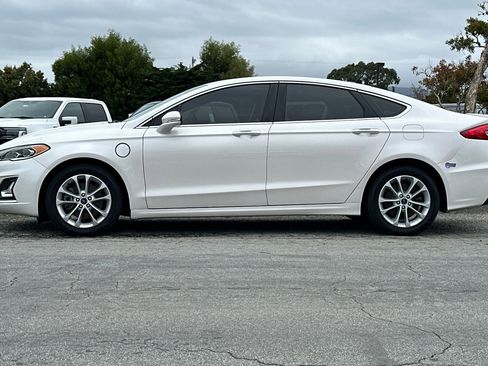 Used 2019 Ford Fusion Energi Titanium image 2