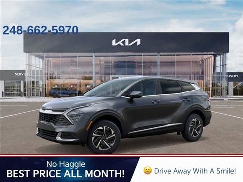 Used 2025 Kia Sportage LX image 3