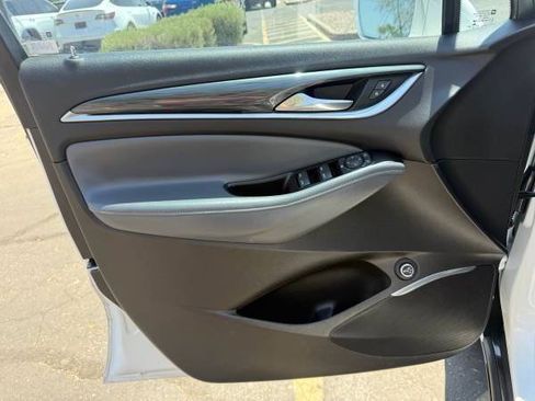 Used 2019 Buick Enclave Essence w/ Trailering Package, 5000 lbs. FWD image 11