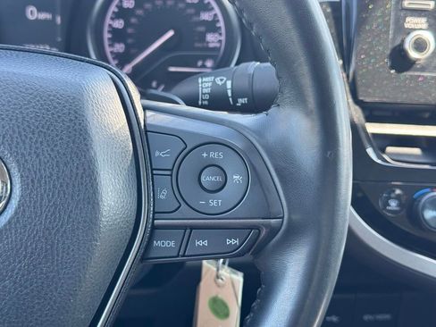 Used 2024 Toyota Camry SE image 25