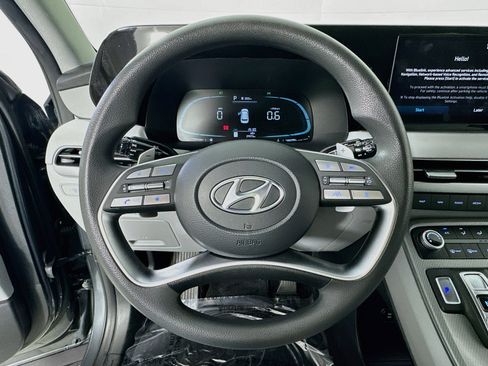 Used 2023 Hyundai Palisade SE FWD image 11