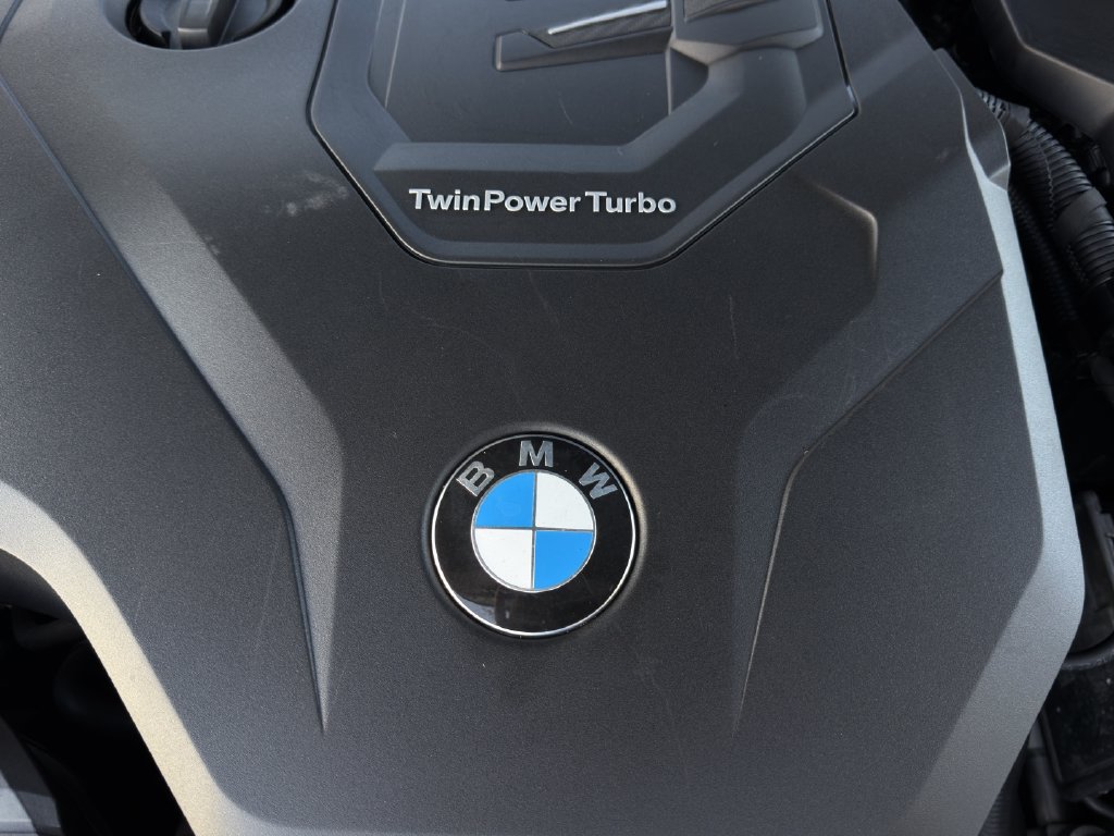 Used 2023 BMW 330i Sedan w/ Convenience Package RWD image 30