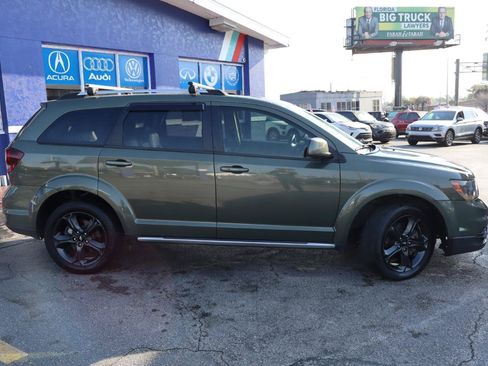 Used 2018 Dodge Journey Crossroad AWD/4WD image 2