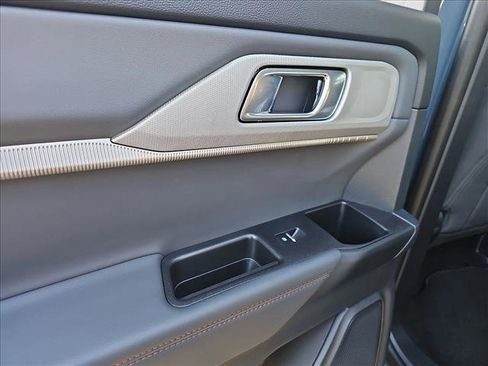 New 2026 Ford Explorer Active image 13