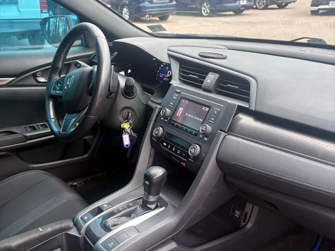 Used 2017 Honda Civic Sport image 14