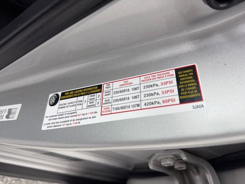 Used 2018 Nissan Pathfinder SV image 55