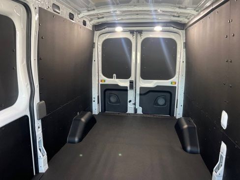 New 2025 Ford Transit 250 148 Medium Roof w/ Load Area Protection Package image 10