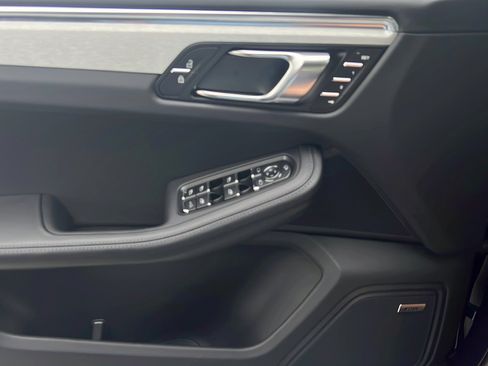 New 2026 Porsche Macan S AWD/4WD image 23