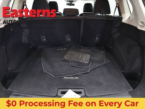 Used 2023 Nissan Rogue S AWD/4WD image 9