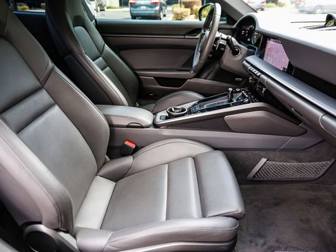 Used 2021 Porsche 911 Carrera S image 16