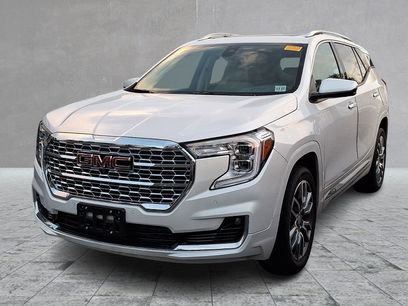 Used 2022 GMC Terrain Denali w/ Denali Premium Package