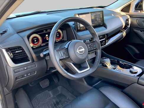Used 2024 Nissan Rogue SL w/ SL Premium Package AWD/4WD image 18