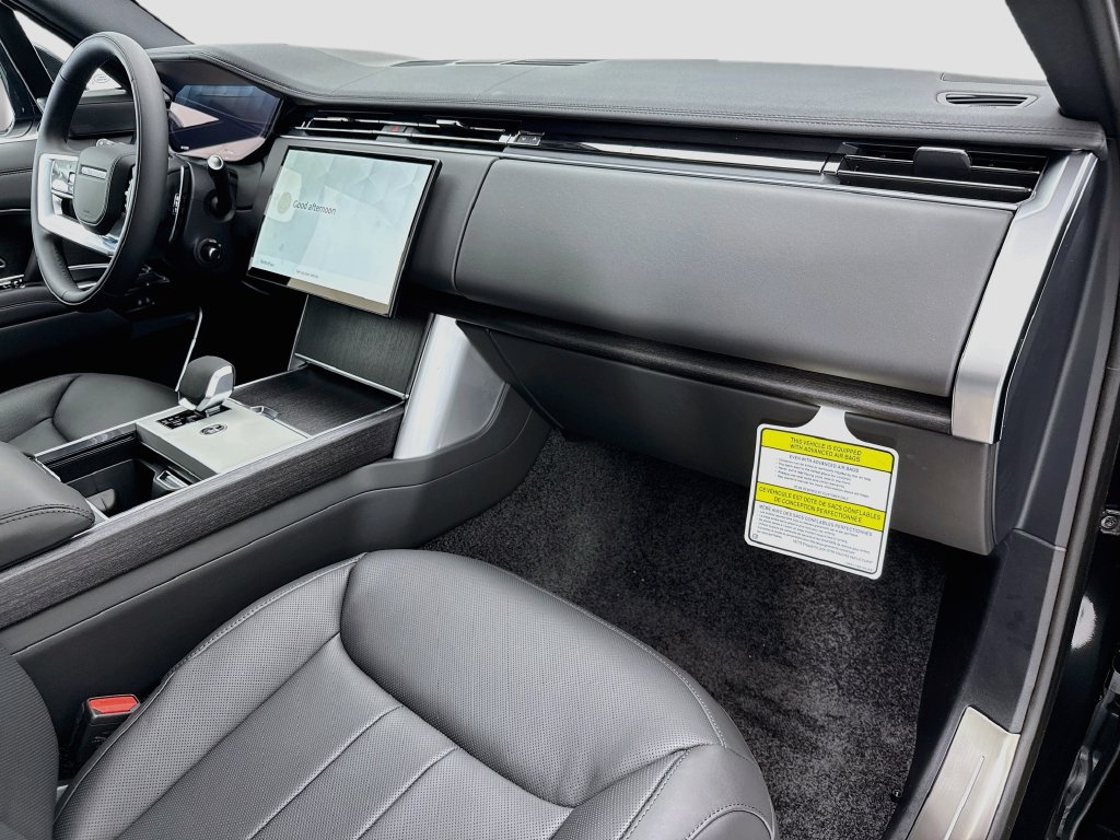 New 2026 Land Rover Range Rover SE AWD/4WD image 16