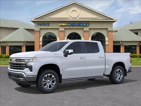 New 2026 Chevrolet Silverado 1500 LTZ w/ LTZ Premium Package AWD/4WD image 3