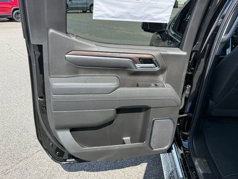 New 2026 GMC Sierra 1500 SLT w/ SLT Premium Package AWD/4WD image 23
