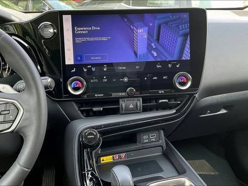 Certified 2024 Lexus NX 350 AWD image 9