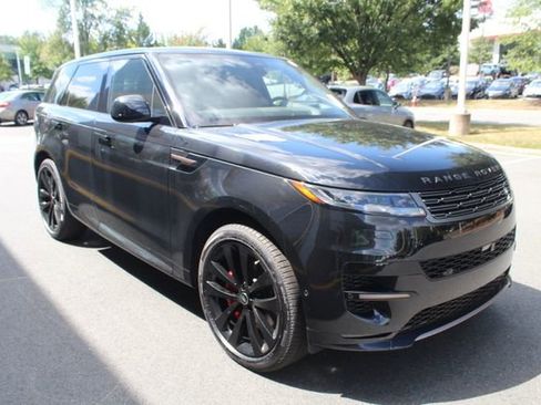 New 2025 Land Rover Range Rover Sport Dynamic SE image 9