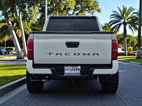 Used 2025 Toyota Tacoma SR5 RWD image 6