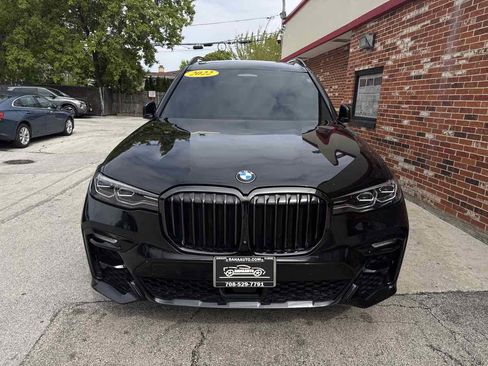 Used 2022 BMW X7 xDrive40i w/ M Sport Package AWD/4WD image 2