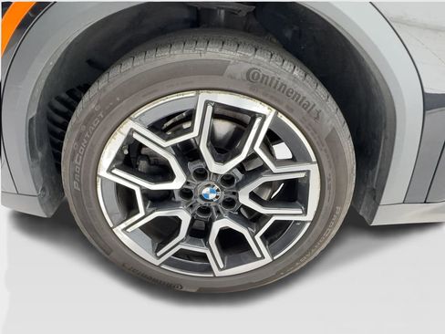 Used 2025 BMW X2 xDrive28i AWD/4WD image 12
