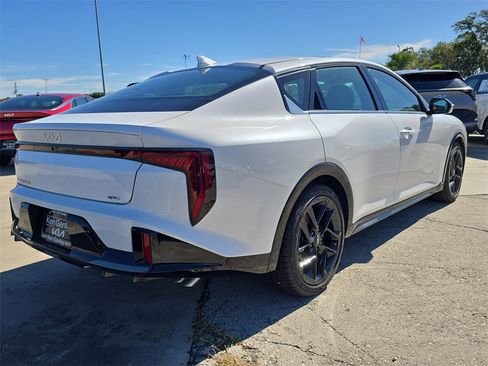New 2025 Kia K4 GT-Line Turbo image 8