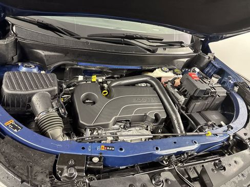 Used 2025 Chevrolet Equinox RS w/ Convenience Package III image 11