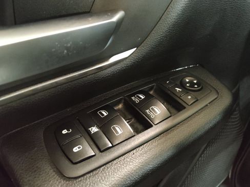 Used 2019 RAM 1500 Big Horn RWD image 27