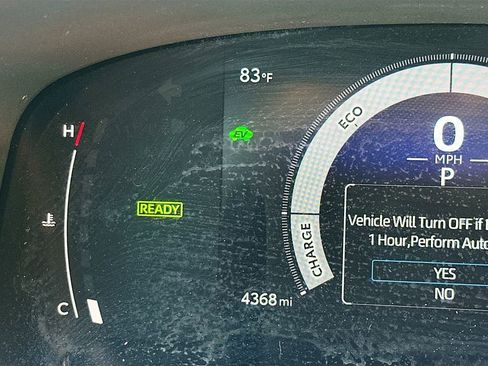 Used 2025 Toyota Camry LE image 17