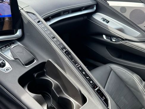 Used 2023 Chevrolet Corvette Stingray w/ Z51 Performance Package image 47