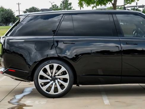 New 2026 Land Rover Range Rover Long Wheelbase Autobiography AWD/4WD image 10