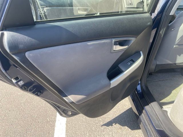Used 2014 Toyota Prius Three w/ Solar Roof Package FWD image 23