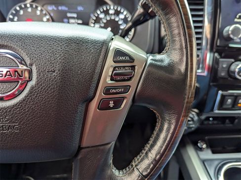 Used 2021 Nissan Titan Platinum Reserve w/ Moonroof Package image 22