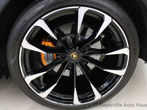 Used 2023 Lamborghini Urus S image 14