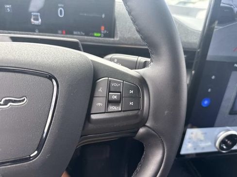 Used 2025 Ford Mustang Mach-E Premium AWD/4WD image 29