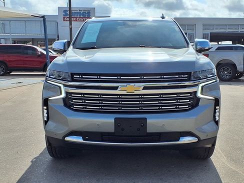 Used 2024 Chevrolet Tahoe Premier RWD image 3
