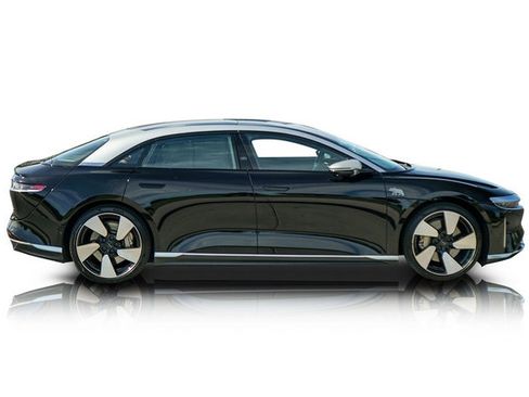 Used 2022 Lucid Air Grand Touring image 2