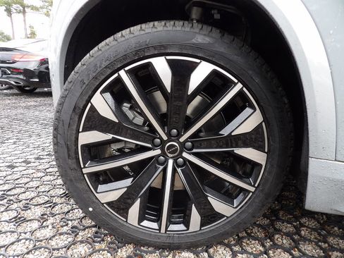 New 2026 Volvo XC90 T8 Ultra w/ Protection Package Premier AWD/4WD image 30