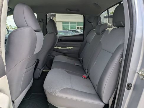 Used 2015 Toyota Tacoma 4x4 Double Cab w/ TRD Off-Road Package image 15