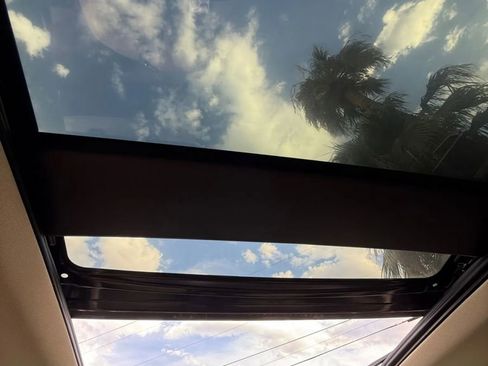 Used 2019 Ford Edge SEL w/ Equipment Group 201A image 25