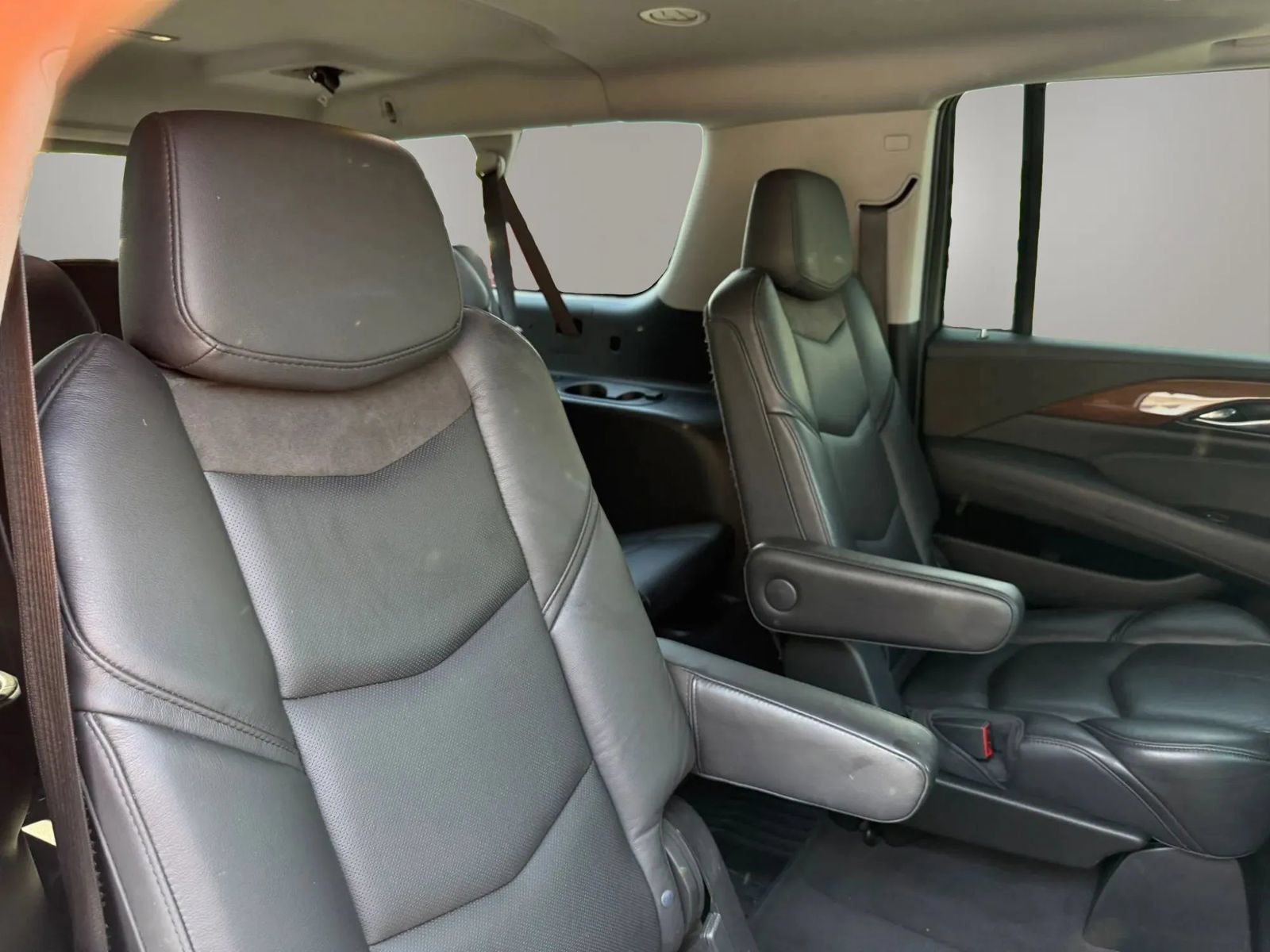 Used 2020 Cadillac Escalade ESV Luxury RWD image 52