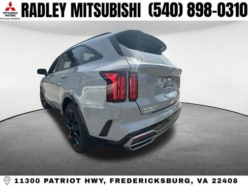 Used 2023 Kia Sorento SX FWD image 8