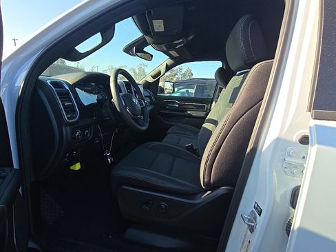 Used 2025 RAM 1500 Lone Star AWD/4WD image 4