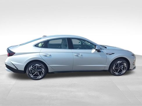 New 2026 Hyundai Sonata SEL AWD/4WD image 9