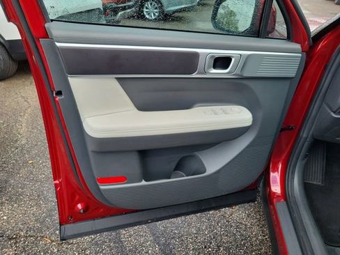 Used 2024 Hyundai Santa Fe SEL image 11