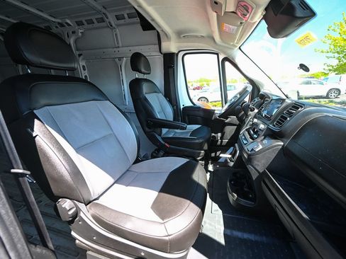 Used 2025 RAM ProMaster 3500 w/ Convenience Group FWD image 21