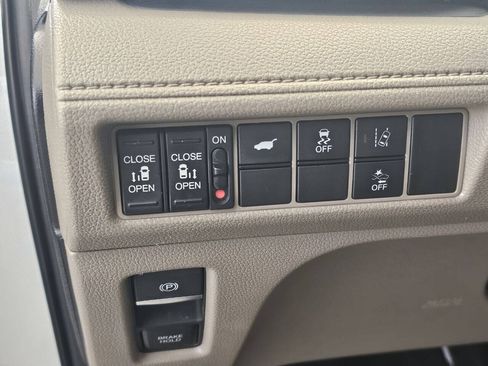 Used 2020 Honda Odyssey EX-L image 28