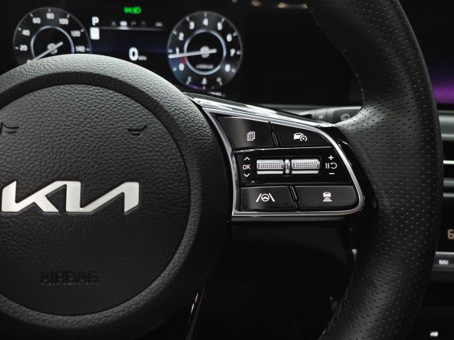 Used 2025 Kia Seltos SX AWD/4WD image 20